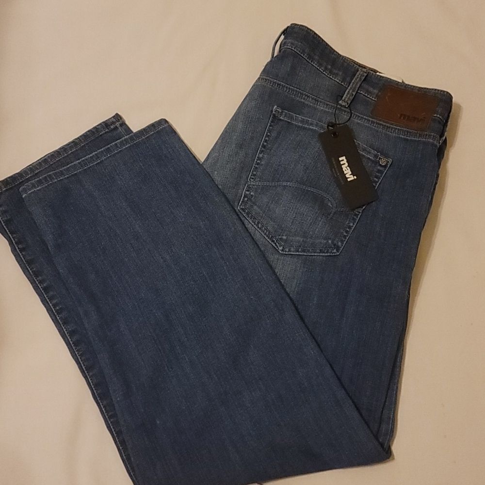 - Mavi Zach straight leg jeans size 18
